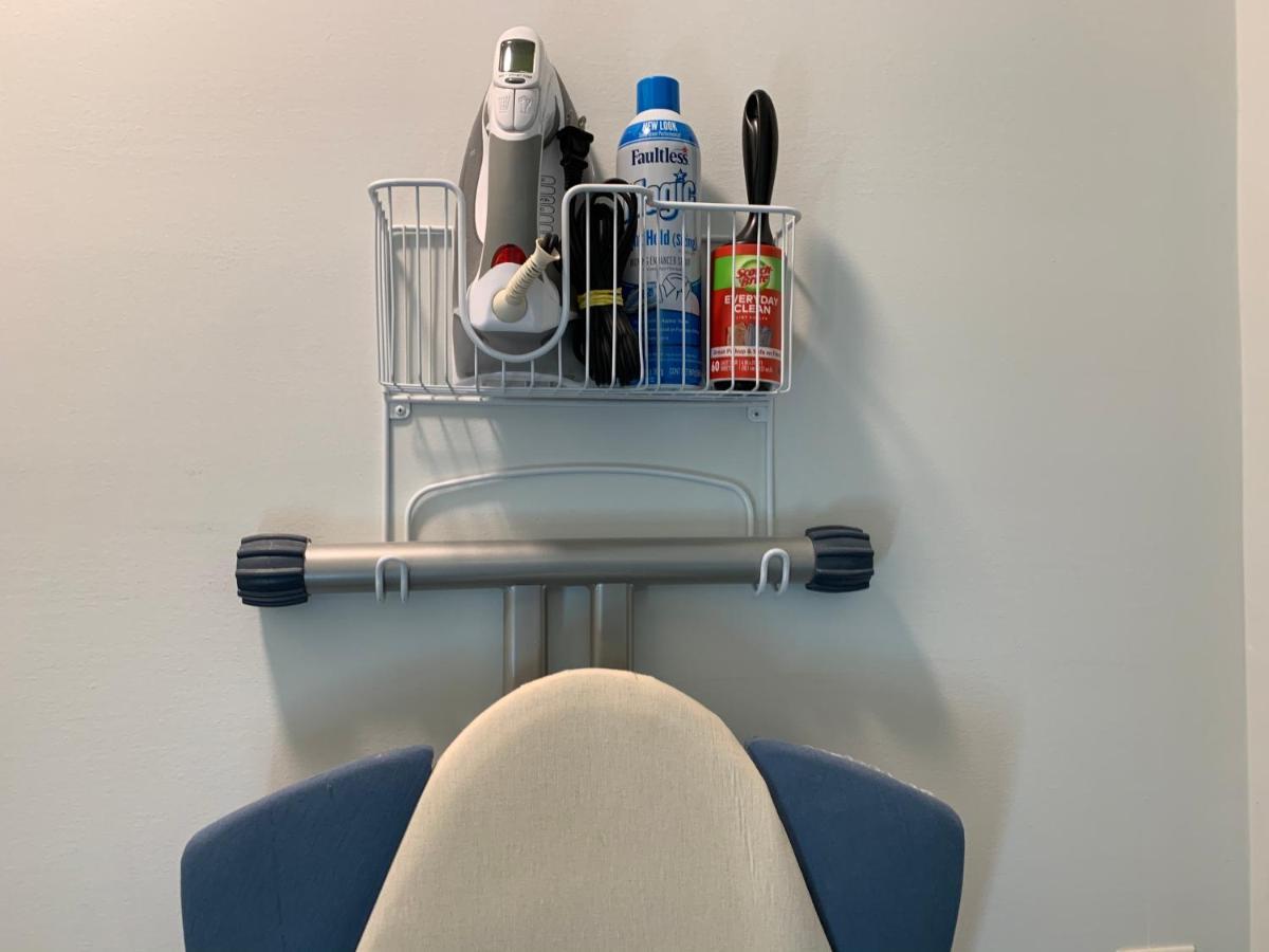 Normalbnb - 2 Blocks From Restaurants, Bars, Hospital أثينز، أوهايو المظهر الخارجي الصورة
