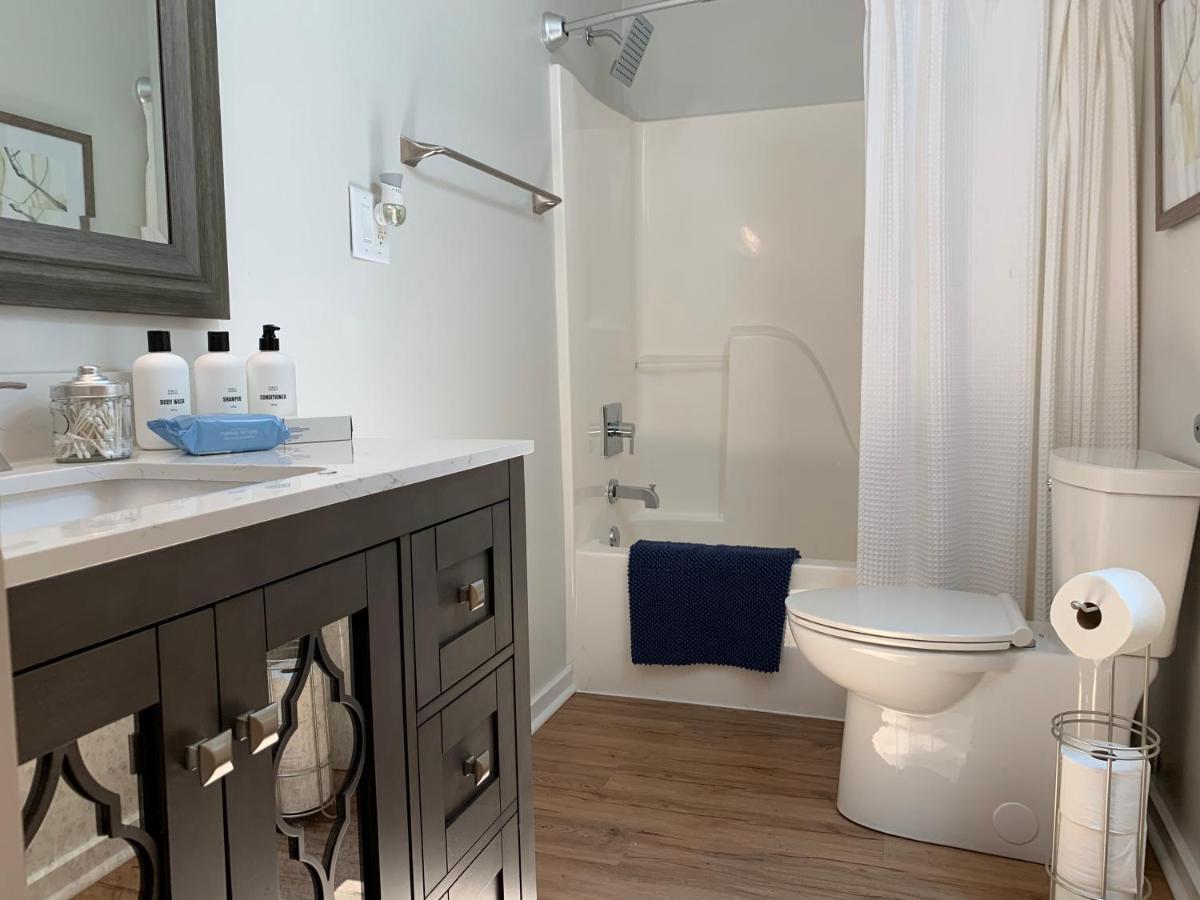 Normalbnb - 2 Blocks From Restaurants, Bars, Hospital أثينز، أوهايو المظهر الخارجي الصورة